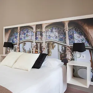 https://bcngotic-11.catalonia-hotels.com